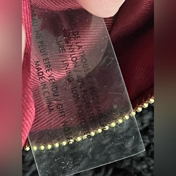 Dolce & Gabbana Red Cosmetic Bag Velvet Elegance - Picture 5 of 6